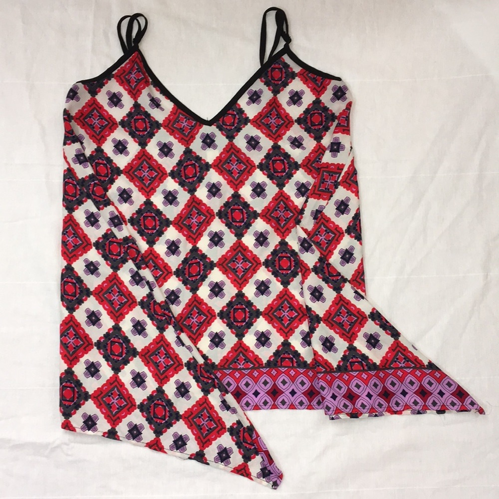 Peaked geometric shirt